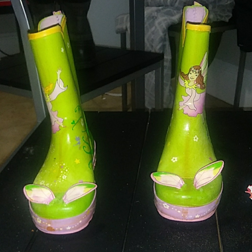 Kids shoes